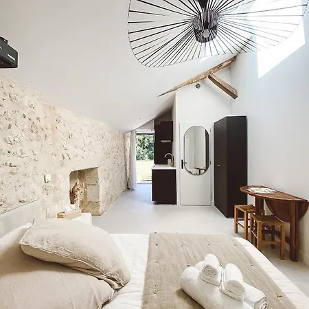 Apartment La Parenthese, Joli Avec Terrasse Valeuil